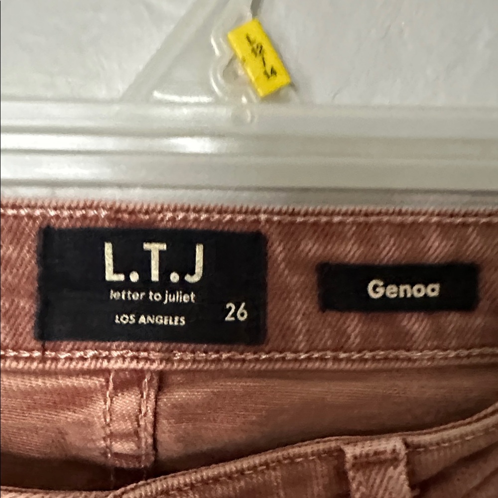 Letter to Juliet Genoa Vintage Wash Clay Flare Cropped Jeans - Picture 4 of 14